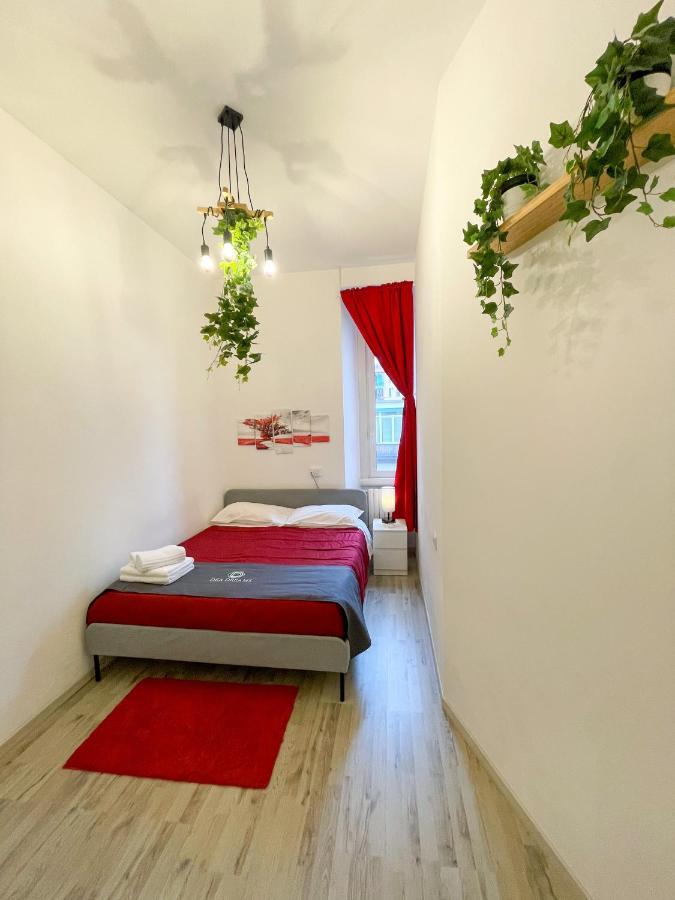 Апартаменты Dea Dreams - Piazzale Lodi Near Fondazione Prada Милан Экстерьер фото