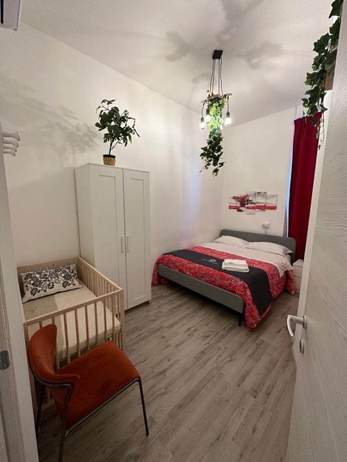 Апартаменты Dea Dreams - Piazzale Lodi Near Fondazione Prada Милан Экстерьер фото
